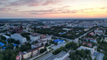 город